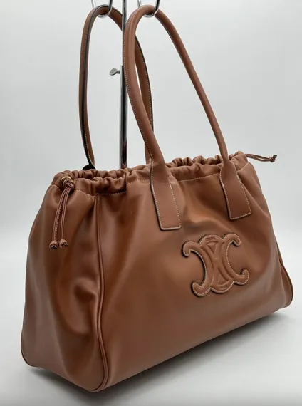 Сумка CELINE Cabas Drawstring Cuir Triomphe