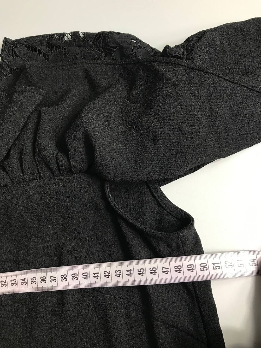 Платье H&M с кружевными вставками, маркировка 40, визуально 46 размер