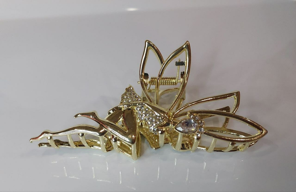 Заколка-краб "Фея" инкрустированная стразами. Цвет: золото
