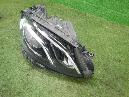 Фара правая Mercedes E W213 (2016-2021) LED