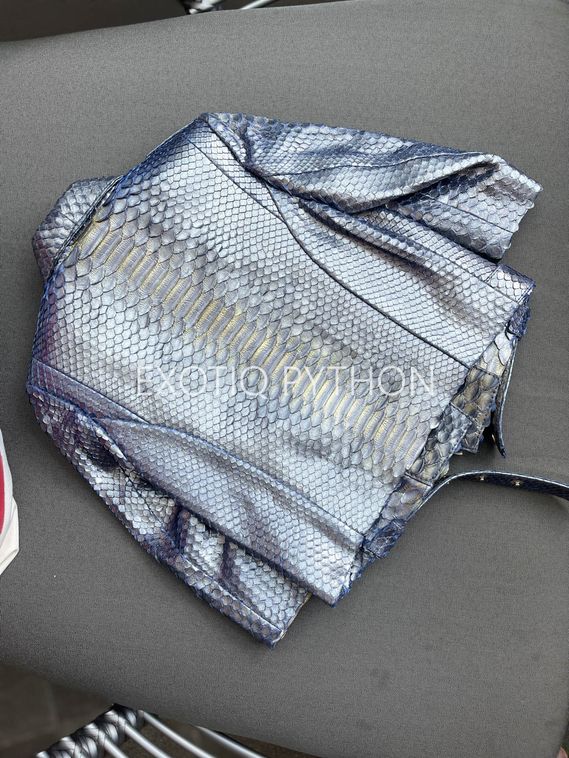 Детская куртка из кожи питона JT-102