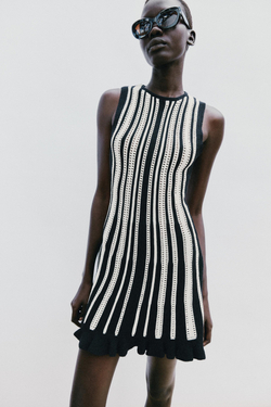 ZARA КОРОТКОЕ ТРИКОТАЖНОЕ ПЛАТЬЕ В ПОЛОСКУ, БЕЛЫЙ/ЧЕРНЫЙ