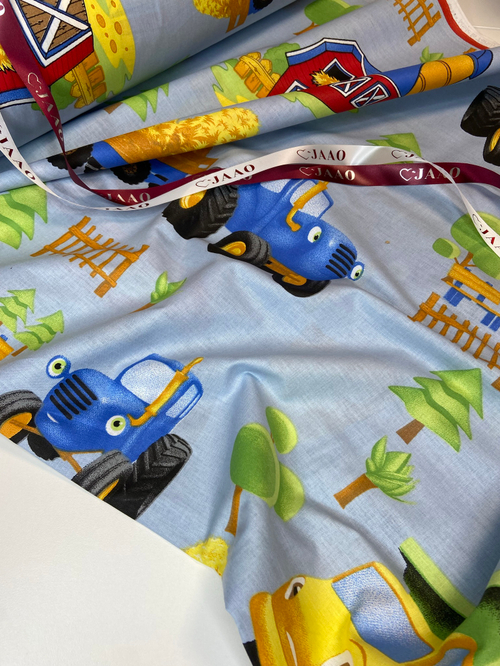 Поплин «Синий трактор на голубом»