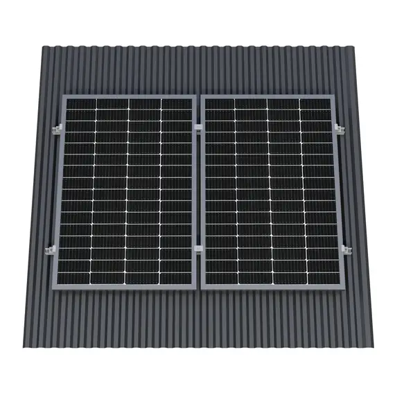 Крепёж двух солнечных батарей 300-600 Вт на наклонную крышу. 70 мм