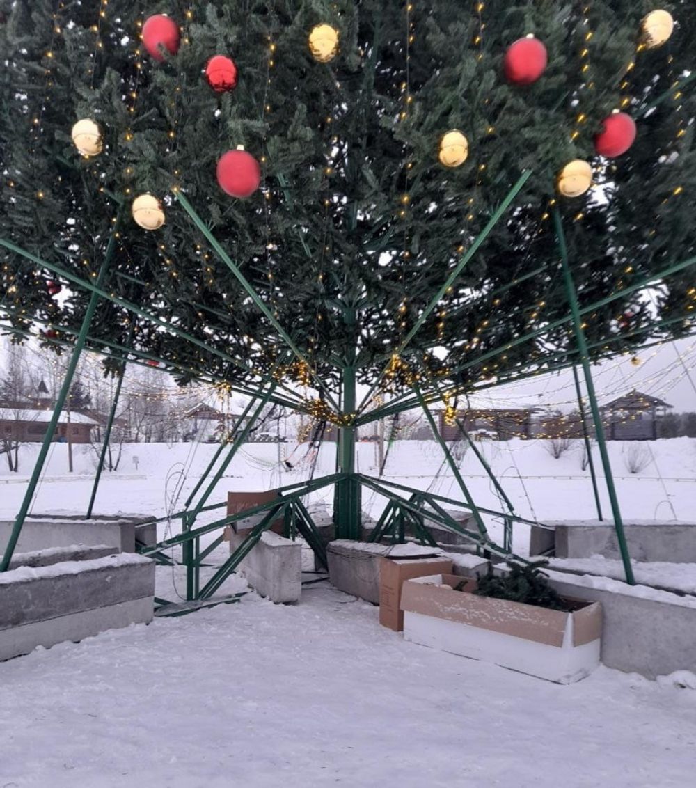 елка ствольная "Альпийская" уличная, пригруз в основании каркаса