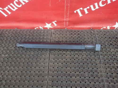 Цилиндр подъёма кабины 2018 г.