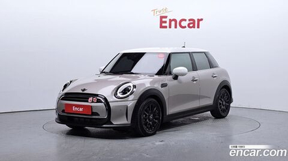 Mini Cooper 5 дверей Classic (01.2024)