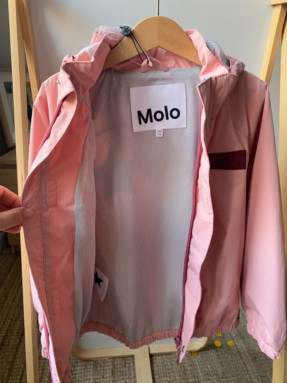 Новая ветровка Molo, 116