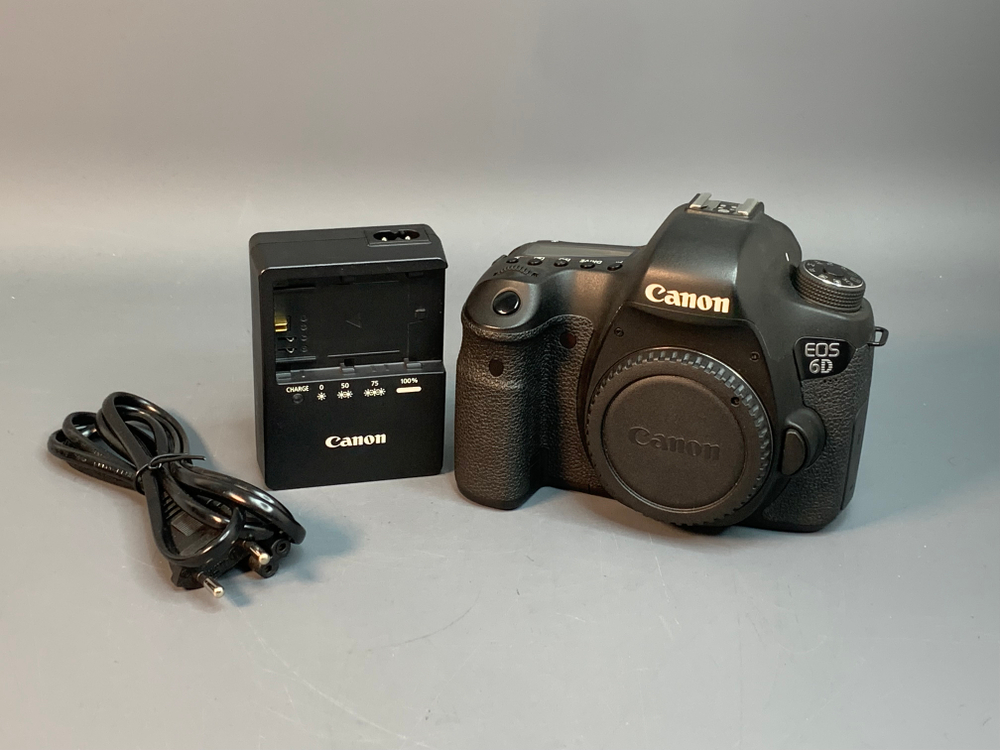 Canon EOS 6D Body 14.364 Кадров