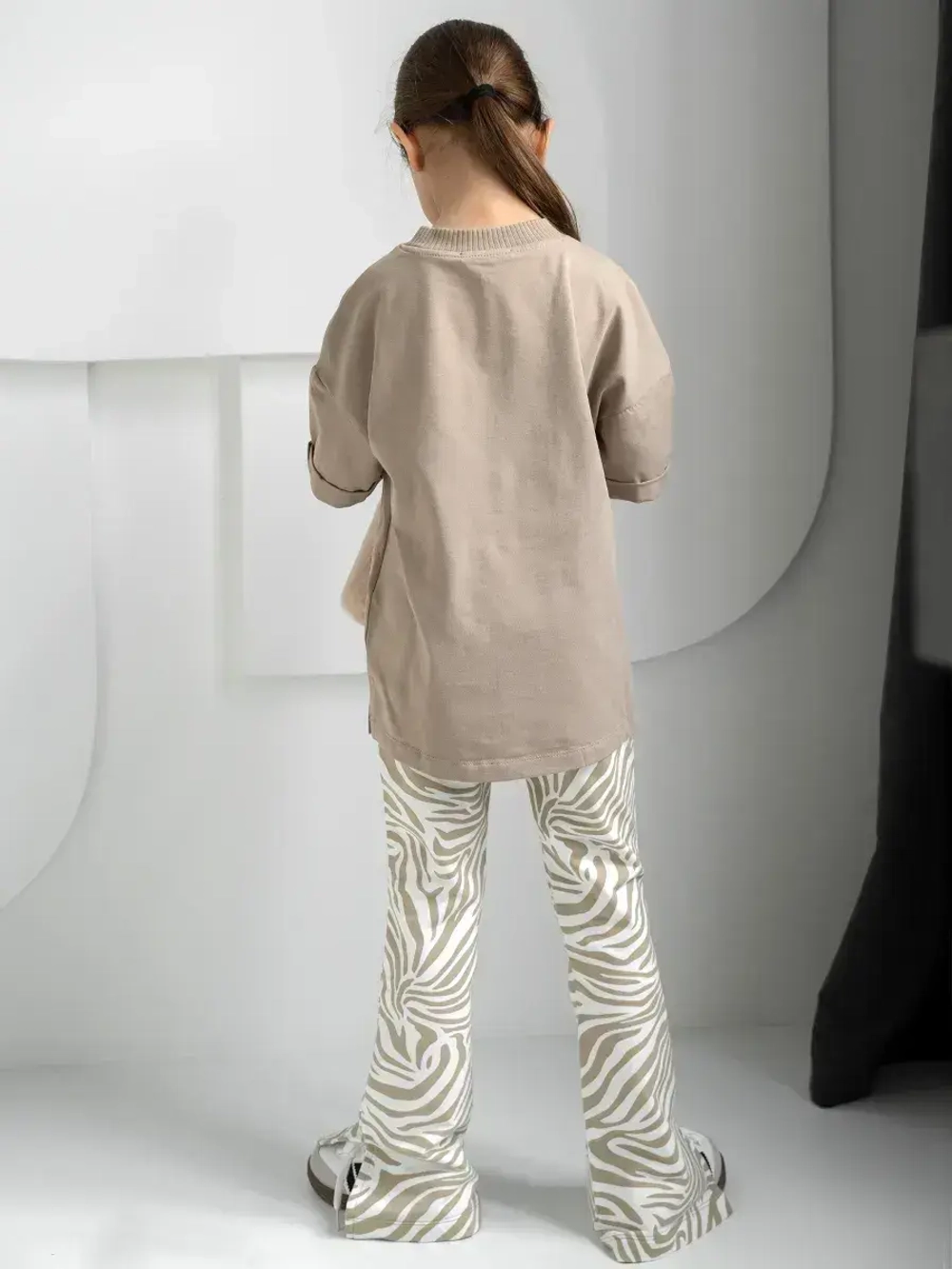 Костюм для девочки с брюками клеш на осень