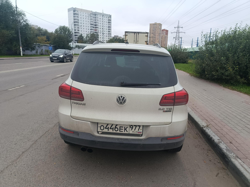 Volkswagen TIGUAN 2.0 TSI AT Sport