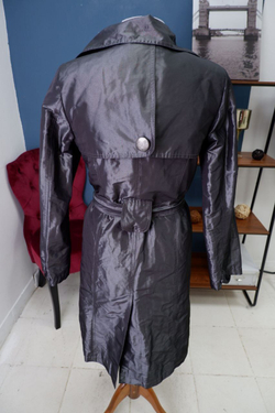 Плащ Depeche Mode блестящий 44 размер