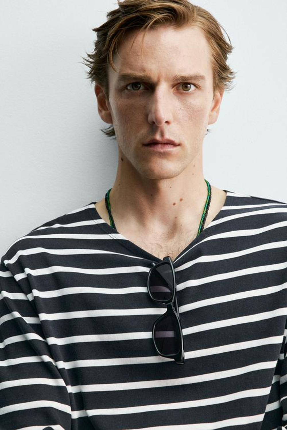 ZARA Х AARON LEVINE ФУТБОЛКА ЖАККАРД В ПОЛОСКУ, СИНИЙ/БЕЛЫЙ