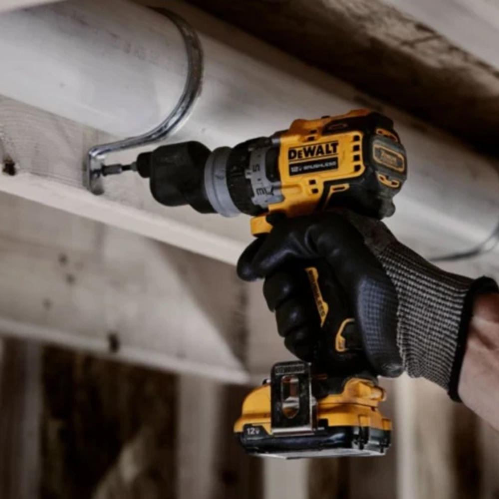 DeWalt DCD703NT-XJ аккумуляторный шуруповерт (без АКБ и ЗУ) DCD703NT-XJ