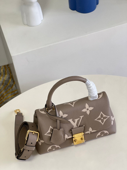 Louis Vuitton Madeleine MM
