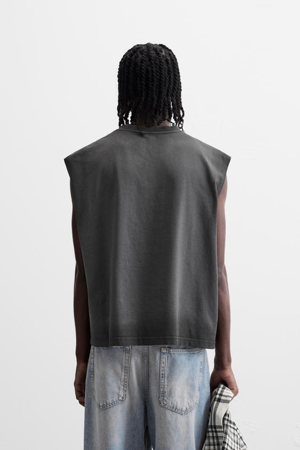 ZARA ФУТБОЛКА ИЗ ТКАНИ С ЭФФЕКТОМ ПОТЕРТОСТИ БЕЗ РУКАВОВ, ТЕМНЫЙ АНТРАЦИТ