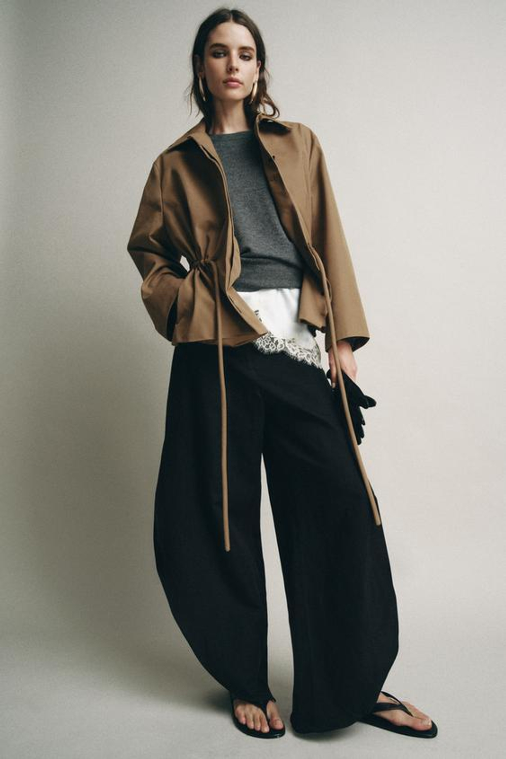 ZARA ШИРОКИЕ БРЮКИ С РАЗРЕЗАМИ — ZW COLLECTION, ЧЕРНЫЙ