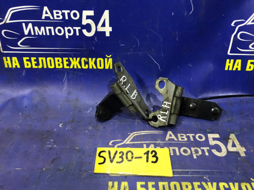 Петля двери задней левой TOYOTA VISTA 1993