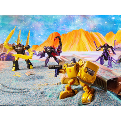 Hasbro Transformers Legacy - Набор фигурок Buzzworthy Bumblebee Creatures Collide F3933
