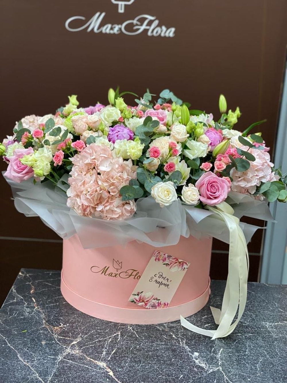 Букет в коробке М-22