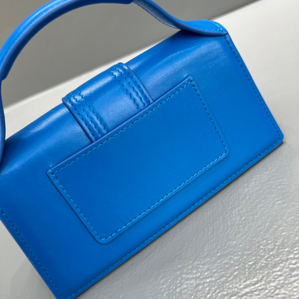 Jacquemus Le Bambino 17 cm