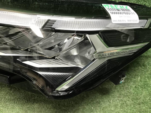 Битая Фара левая Geely Coolray (2023-н.в.) LED