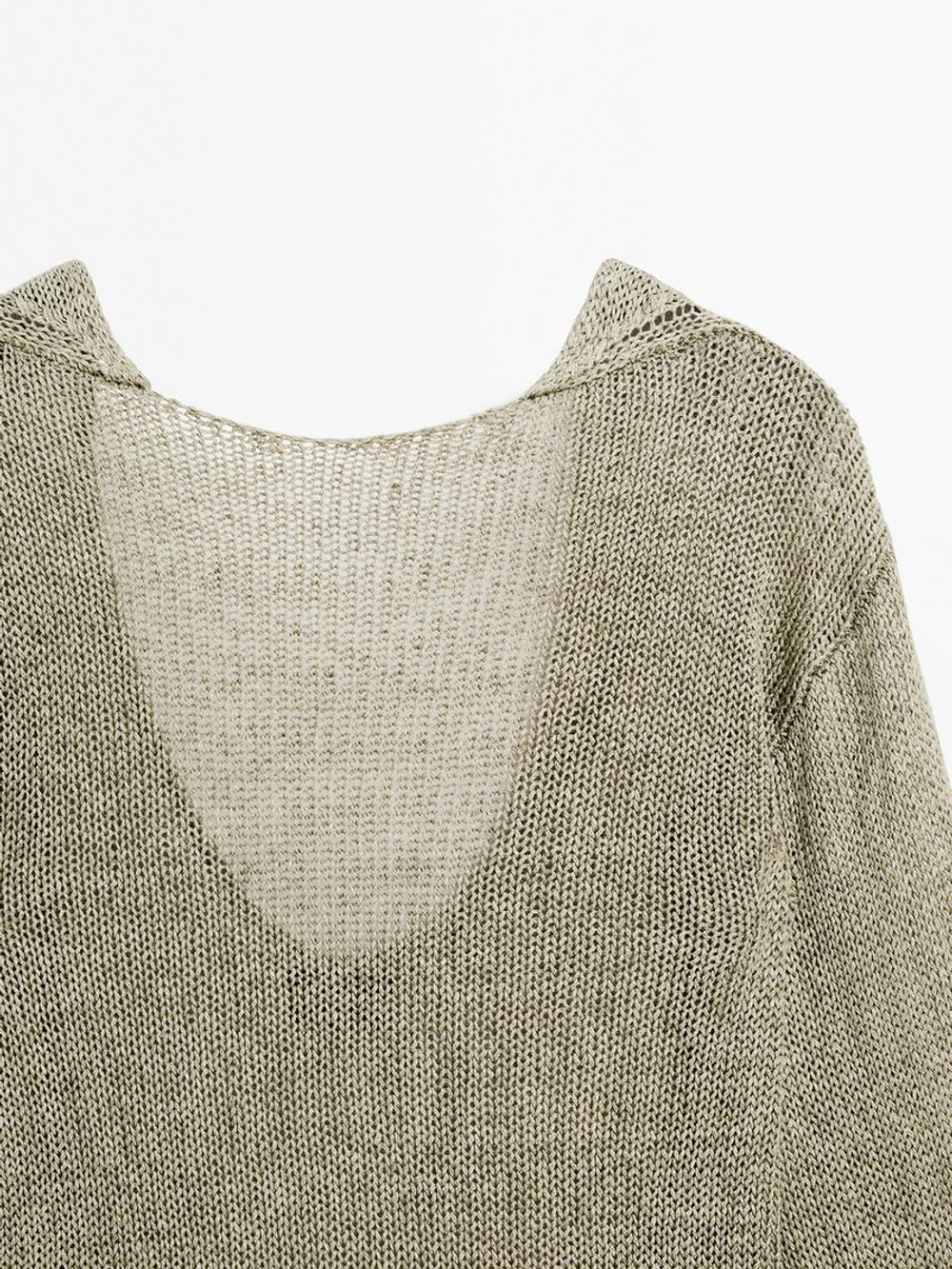 Massimo Dutti Свитер из смесового льна с глубоким V-образным вырезом на спине - Studio, светло-зеленый