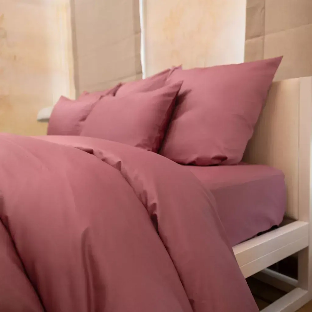 Постельное белье семейное Mollen вишнево-ягодном