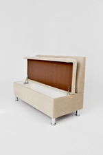 Стильный компактный диван Фабрики ОНИКС из практичного и износостойкого материала с оригинальным дизайном, вместительным ящиком для хранения, мягким наполнителем для дома, дачи и офиса