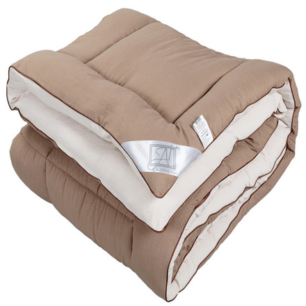 Одеяло "АВТ. FLUFFY DREAM" лёгкое, плотность 200 г/м2, цвет мокко-бежевый, микрофибра, Россия.
