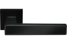 Дверная ручка MORELLI MH-48-S6 BL на квадратной розетке 6 мм, цвет черный 9012522