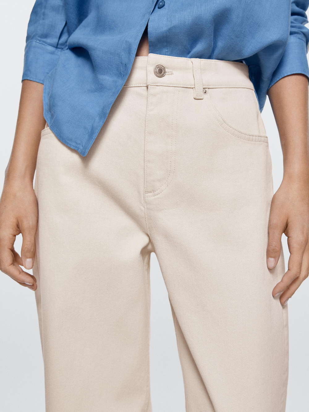 Massimo Dutti Прямые джинсы с подвернутыми штанинами, кремовый