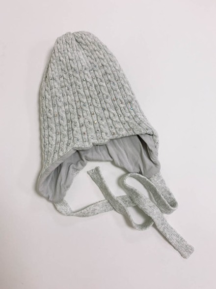 Новая шапка со стразами, 92