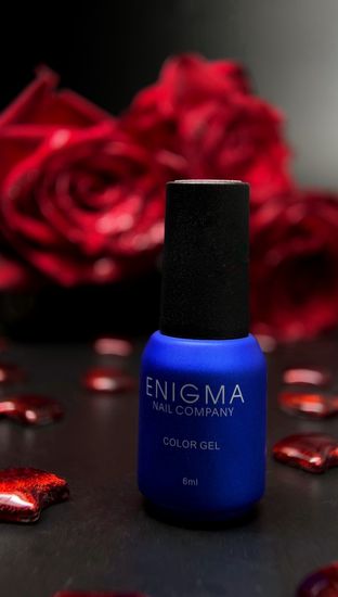 Гель-лак с эффектом кошачий глаз ENIGMA Red Cat 6 мл.