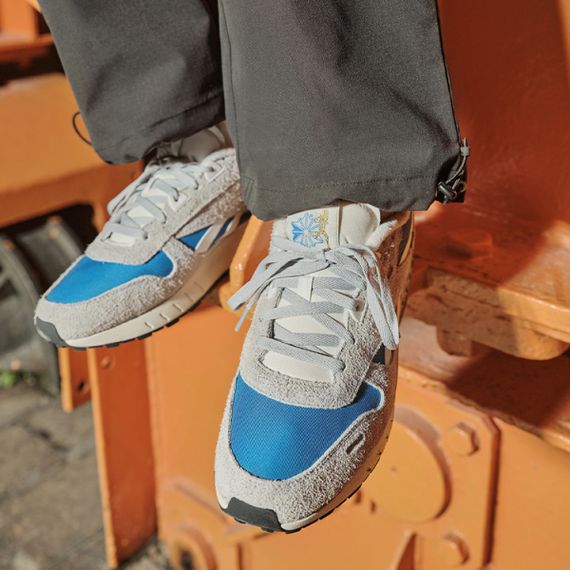 reebok Беговые кроссовки Низкие Серо-голубые Унисекс