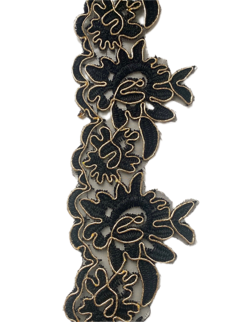 Кружево декоративное с кордом и вышивкой цвет черный с золотом