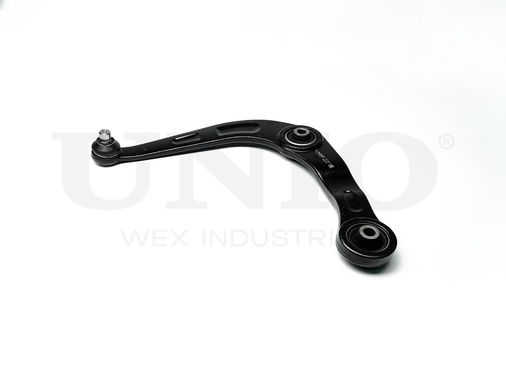 Рычаг подвески поперечный передний нижний левый UNIO SSP-40051