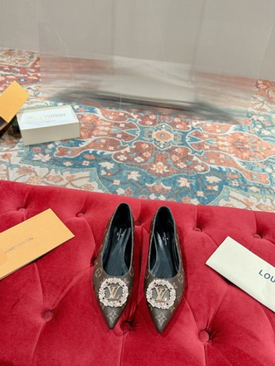 Louis Vuitton Met Flat Ballerina
