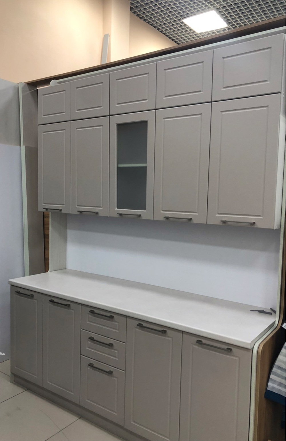 Кухня МДФ д.200в.250 с антресолями