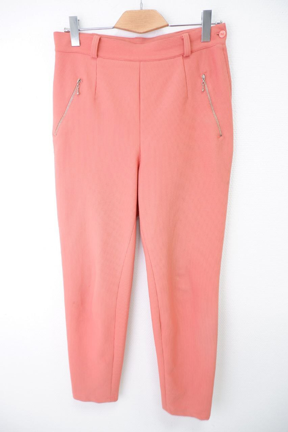 Брюки Basics красивые 48 размер