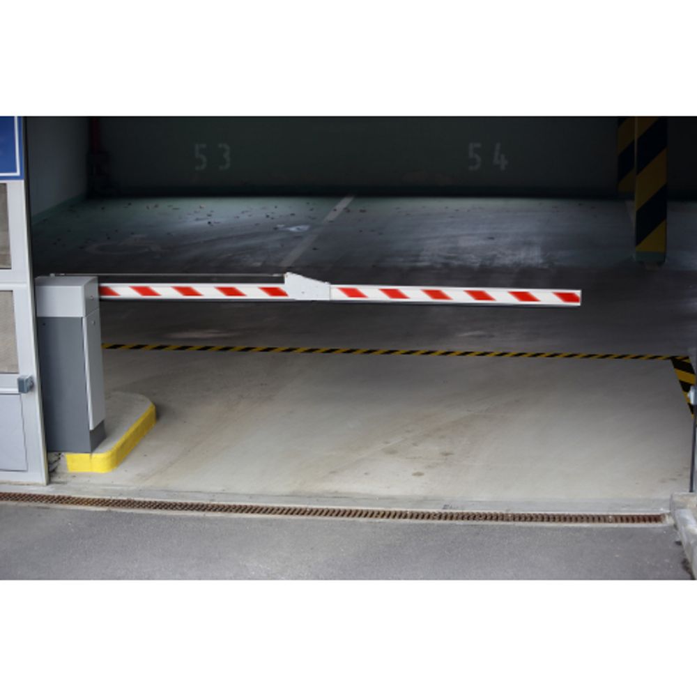 Светоотражающая лента СИЛА STRT-548RW красно-белая 5м х 48мм блистер | Сила