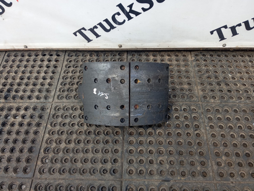 Колодка барабанного тормоза 2024г