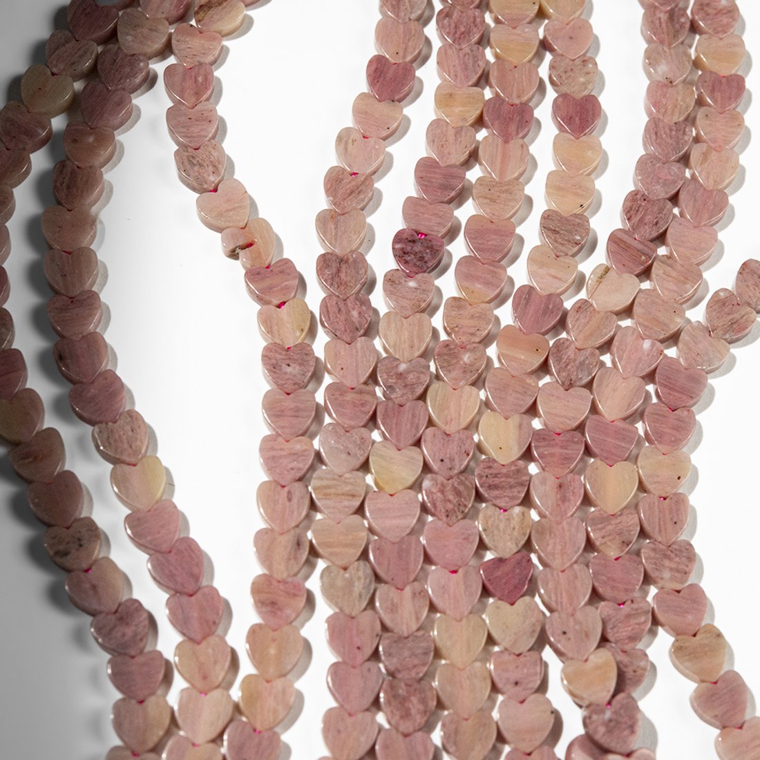 Мусковит натуральный, мини-сердечки, 6,3мм