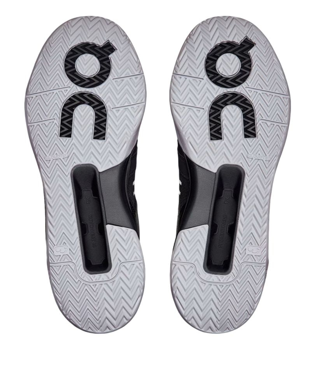 Теннисные кроссовки On The Roger Clubhouse Pro