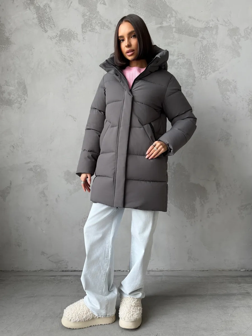 Куртка зимняя удлиненная с капюшоном