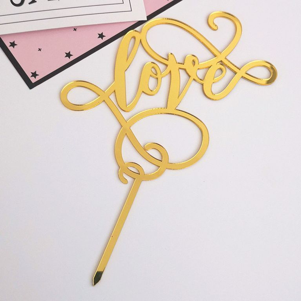 Топпер «Love» золотой с вензелями