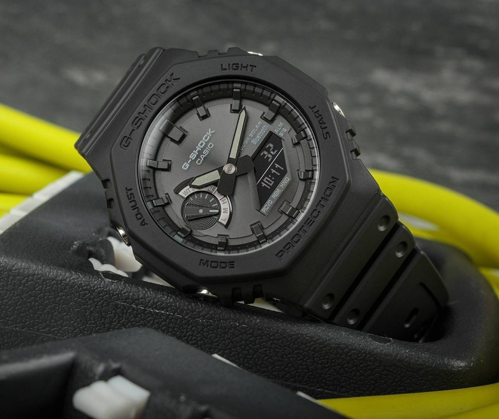 Часы Casio GA-B2100-1A1