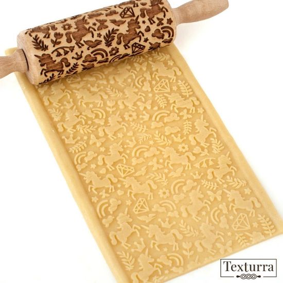 Малая скалка с узором Единороги