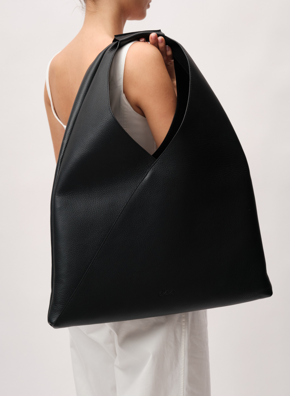 Кожаная сумка DBR 31373 черный