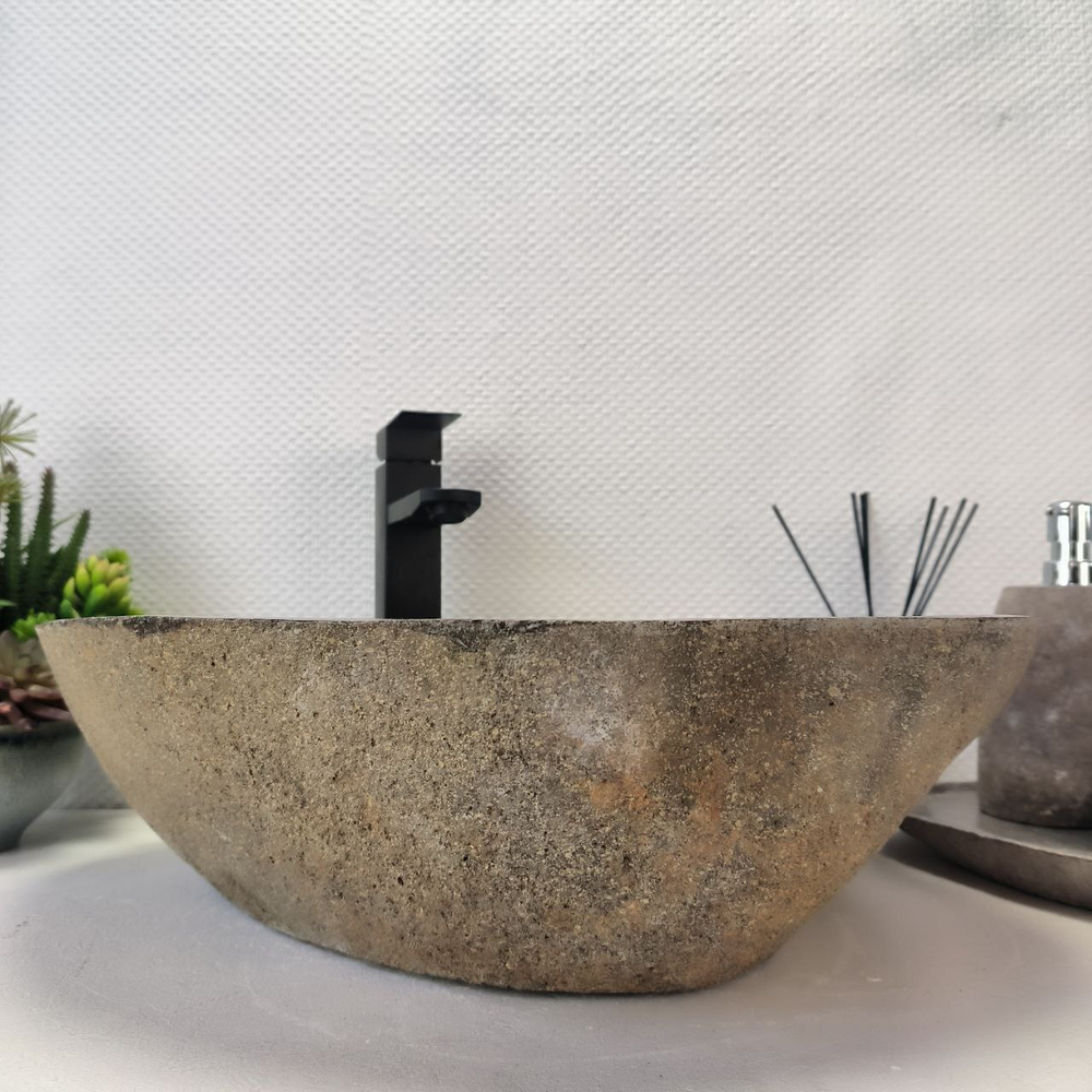 Раковина из речного камня RS-63383 (50*44*15) 0123